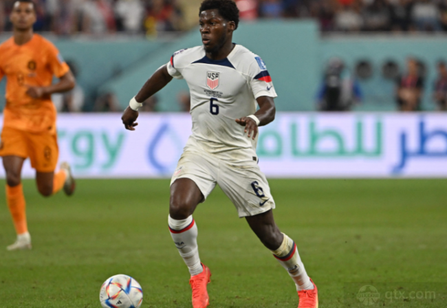 季联赛中展 季联赛中展