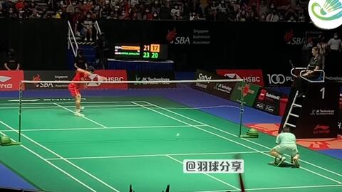 更是展示她 更是展示她