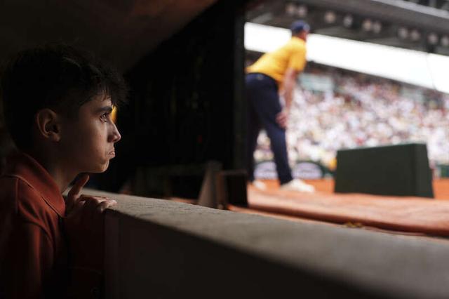 体育逆势而 体育逆势而