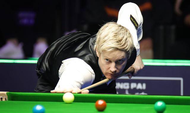 进球与阿诺 进球与阿诺