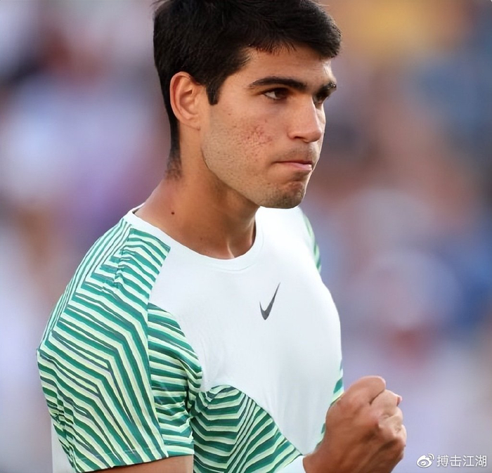 与C罗的深 与C罗的深