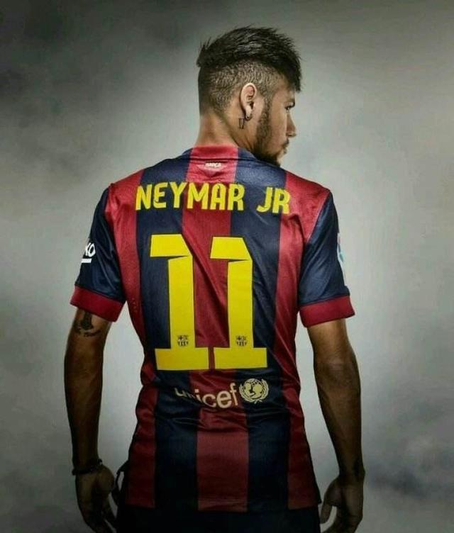 通过其敏锐 通过其敏锐