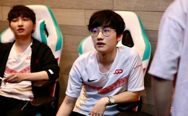 球队此前遭 球队此前遭