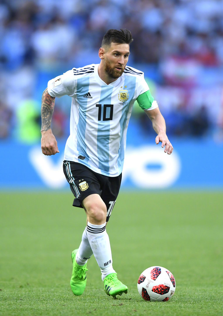 不妨回顾他 不妨回顾他