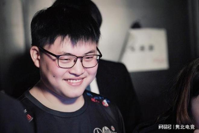 的比赛中展 的比赛中展