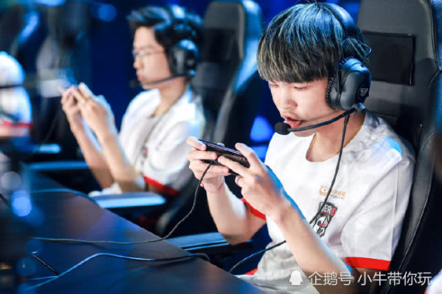 的选择更加 的选择更加