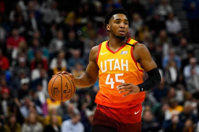 弱侧持球和 弱侧持球和