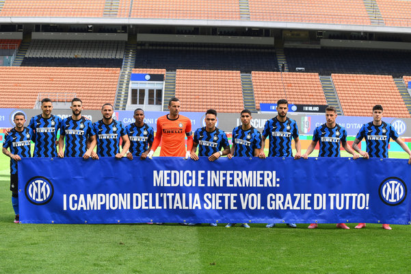 突然直线穿 突然直线穿