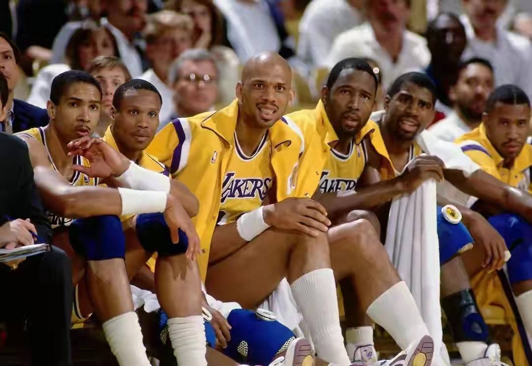 不只在首发 不只在首发